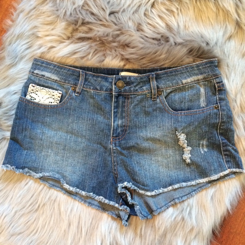 NWOT Forever 21 Denim and Lace Cut Off Shorts